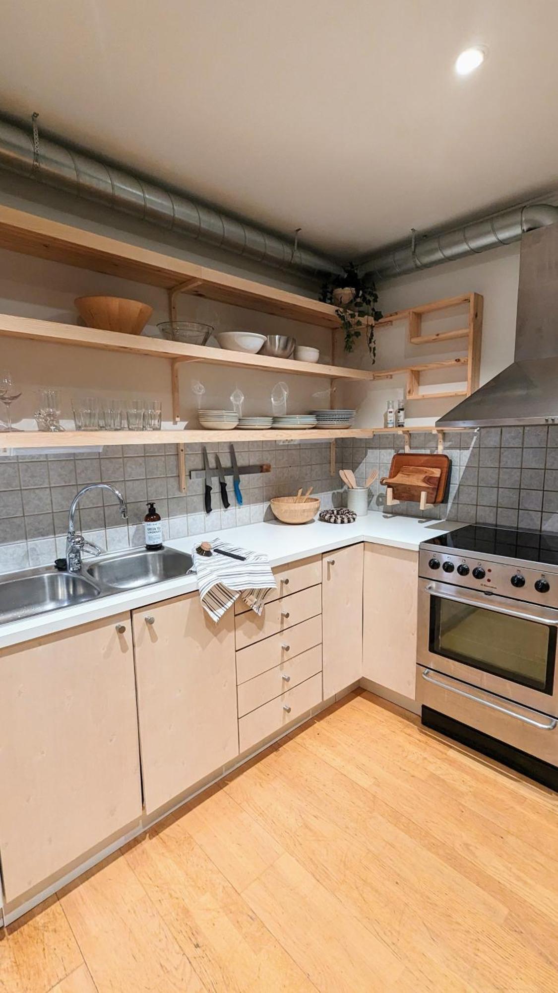 Townhouse In Central *